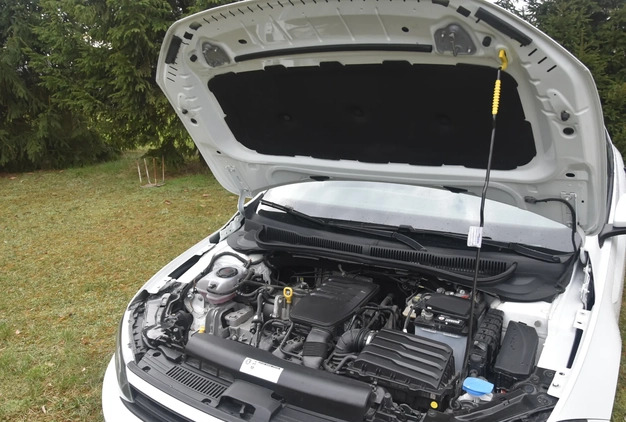 Volkswagen Polo cena 33900 przebieg: 23900, rok produkcji 2019 z Turek małe 137